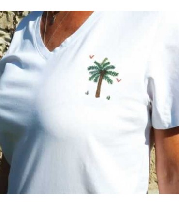 UN CHAT DANS L'AIGUILLE: kit à broder "Summer Adventures"