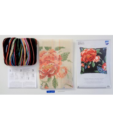 VERCACO : Kit Canevas coussin ROSES noires